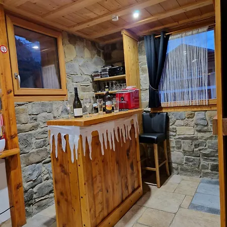 בקתה Monte Bianco טיגנס
